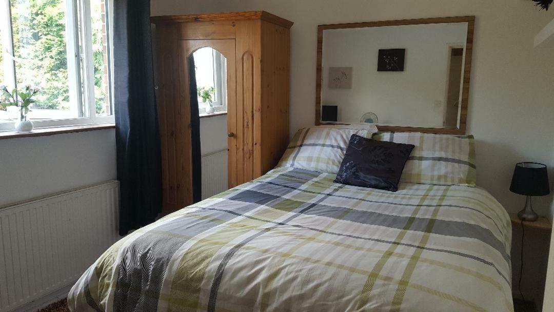 Travellers Retreat Ξενοδοχείο Poole Εξωτερικό φωτογραφία